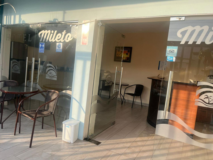 Public Area 3, Hotel Mileto, Salinas