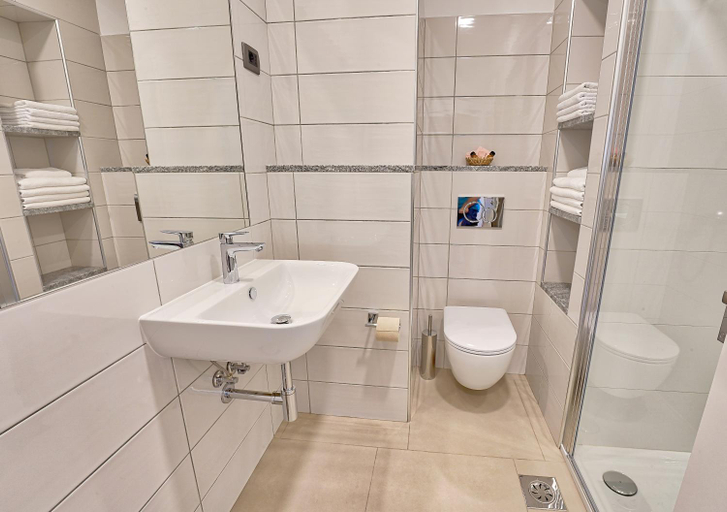 Bathroom 3, Apartments Bagar, Piran