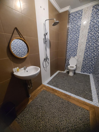Bathroom 5, Batur Basecamp, Bangli