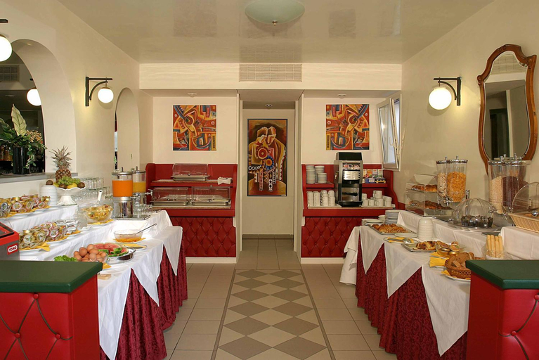 Others 4, Villa Romana, Udine