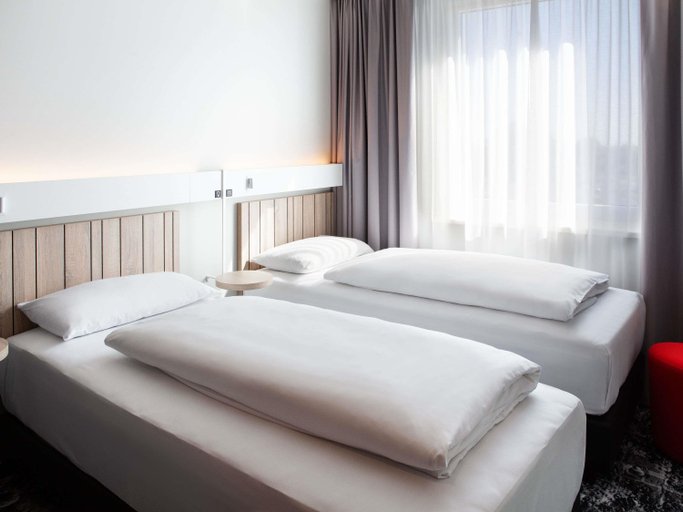 Bedroom 3, ibis Hotel Berlin Airport (recently opened), Berlin