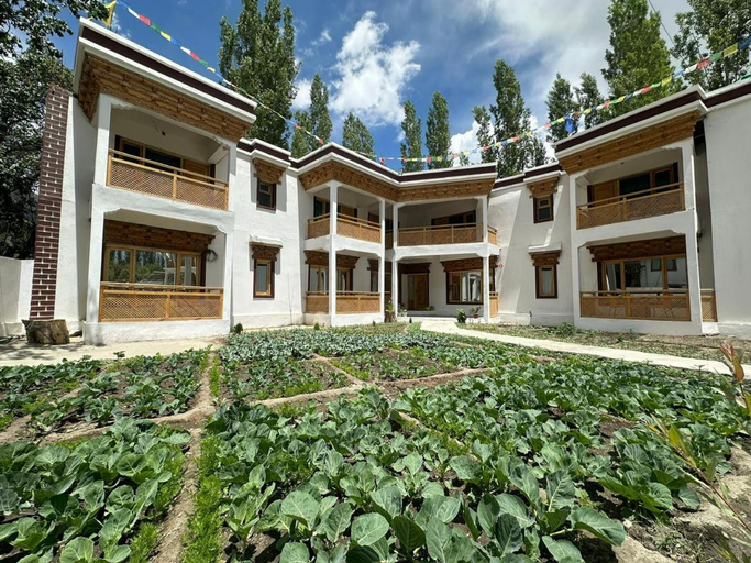 Others 5, Losar Guest House Ladakh by LexStays, Leh