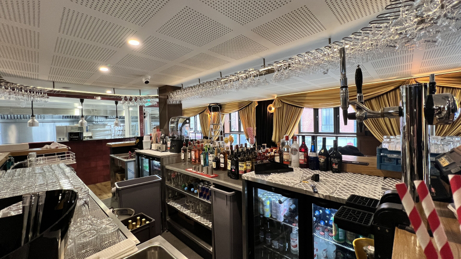 Food & Drinks 5, Wellington Temple Bar, Dublin