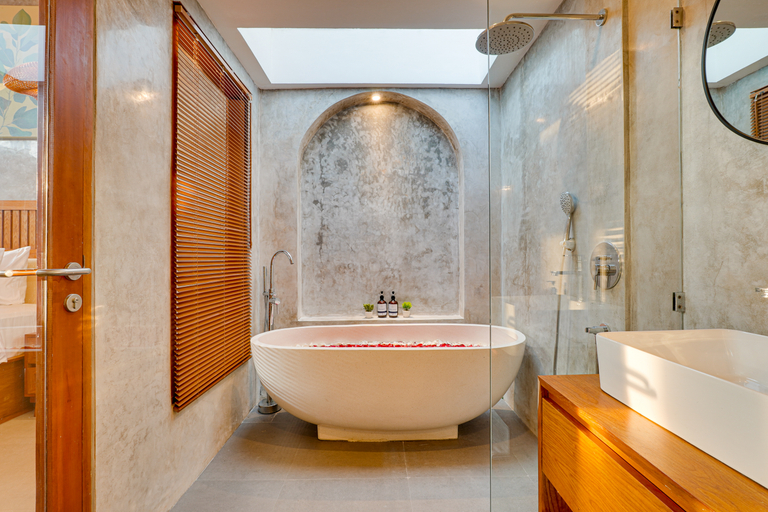 Bathroom 4, Villa LaLuxe Residence - Sanur by Nabe Hospitality Management, Denpasar