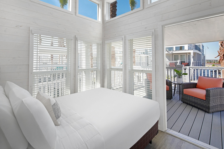 Bedroom 2, Sun Outdoors San Diego Bay, San Diego