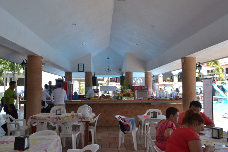 Food & Drinks 4, Hotel Maria Isabel, Colima