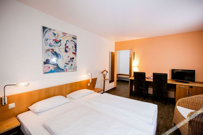 Bedroom 3, hogh Hotel Heilbronn, Heilbronn