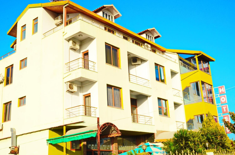 Others 3, Hotel Gjeli, Fierit