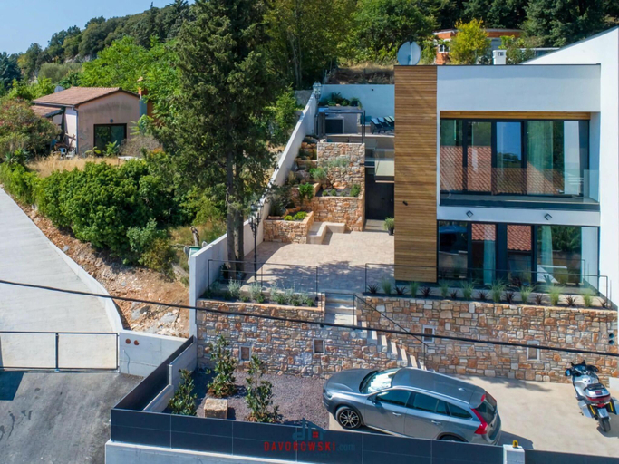 Others 2, Villa Barmel II, Medulin