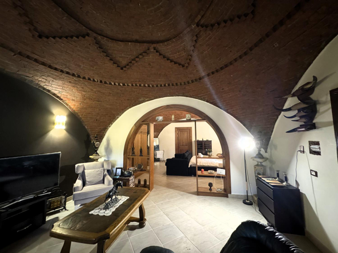 Others 5, 1-Bedroom Guesthouse, Unorganized in Al Jizah