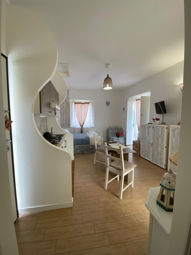 Others 5, Il Casalino Apartment, Vibo Valentia