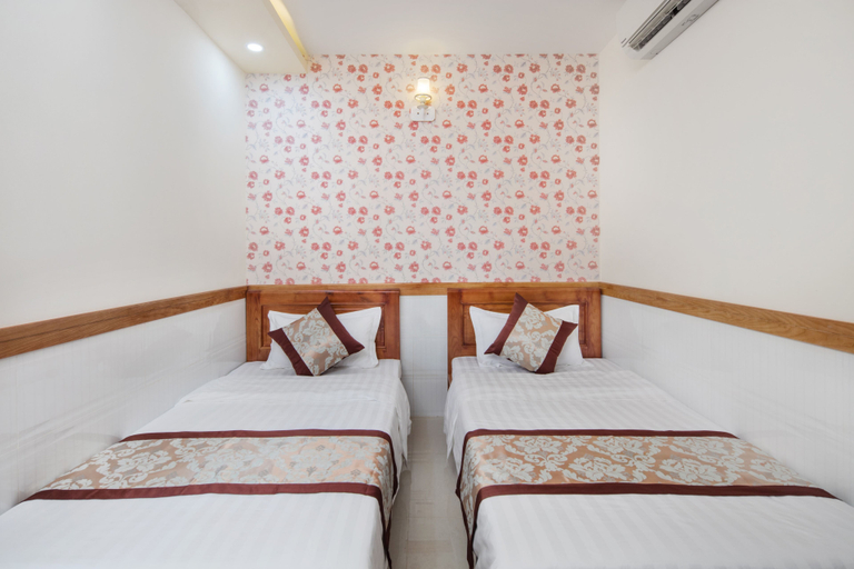 Bedroom 2, Nhat Minh Anh Hotel, Tân Bình