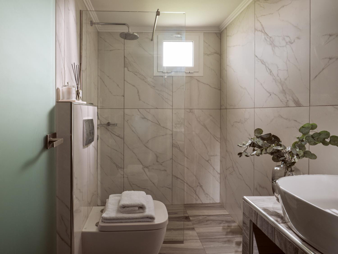 Bathroom 3, San Giorgios Maisonettes, Ionian Islands
