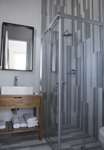 Bathroom 5, Serguzest Otel, Adalar