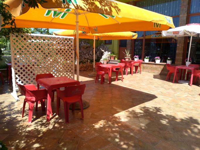 Others 2, Hotel Gjeli, Fierit