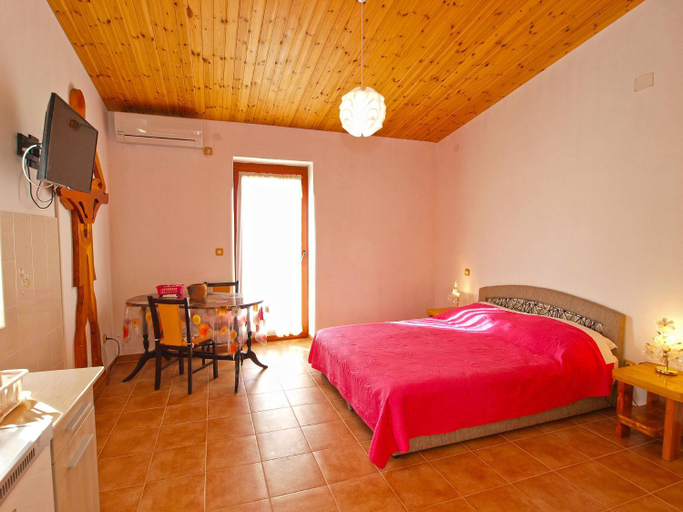 Others 2, Apartments by the Sea 750, Medulin