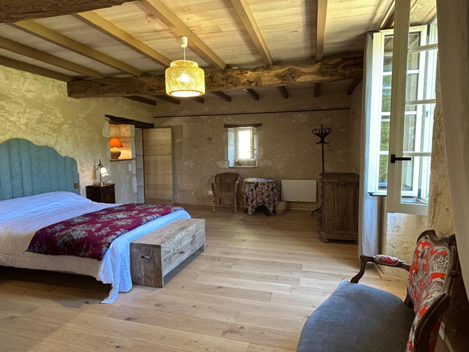 Others 4, Entre-vignes-et-bastides, Dordogne