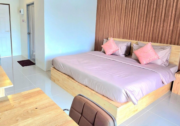 Bedroom 4, Waew Arun Garden Resort, Bo Thong