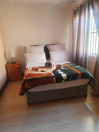 Others 5, Ludinz guest house, City of Cape Town