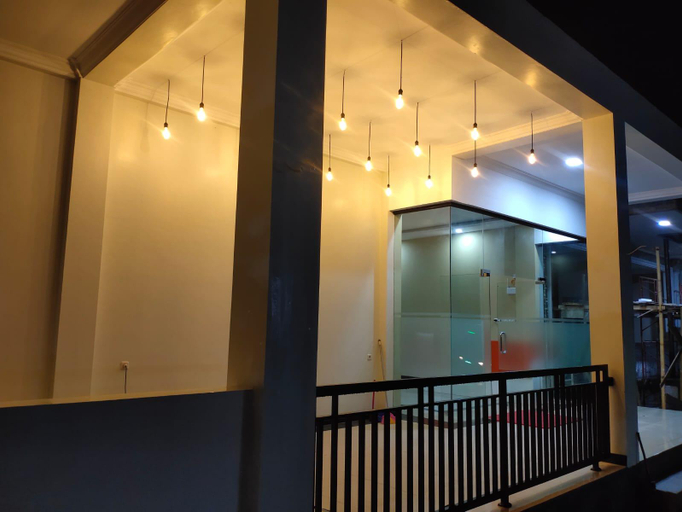Others, Arro hotel bukittinggi (syariah), Agam