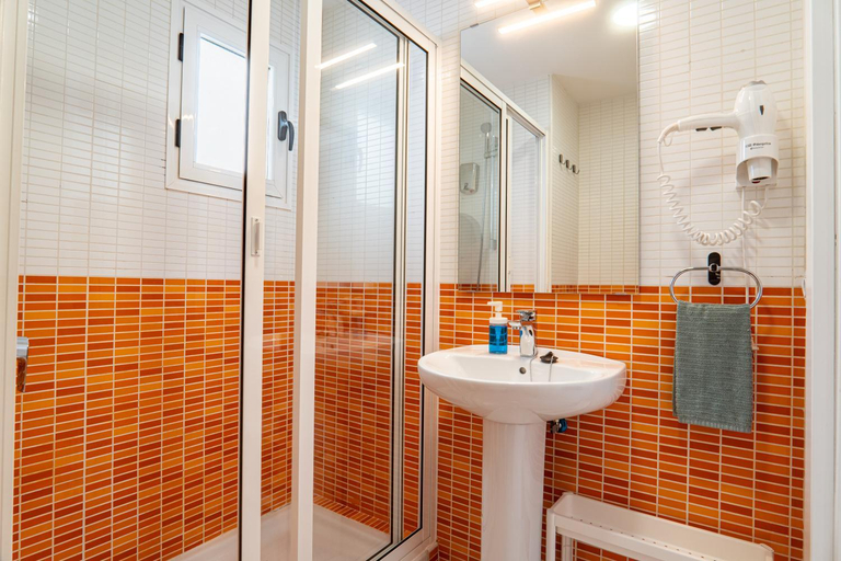 Bathroom, Las Casitas de Corralejo, Las Palmas