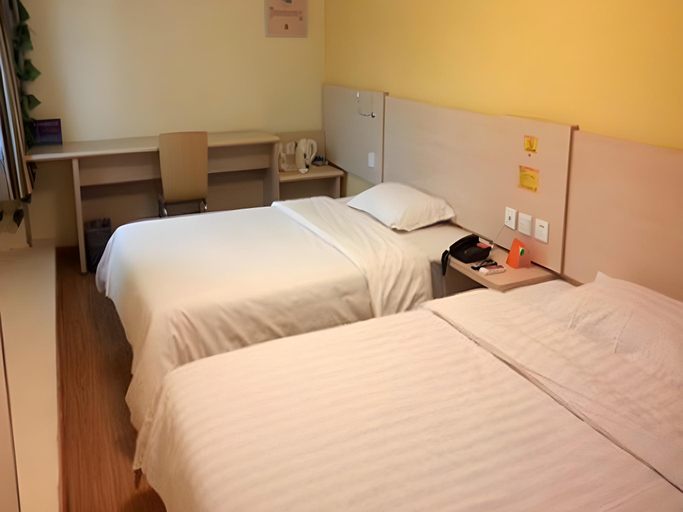 Bedroom 2, 7 Days Inn Huludao Railway Station Plaza, Huludao