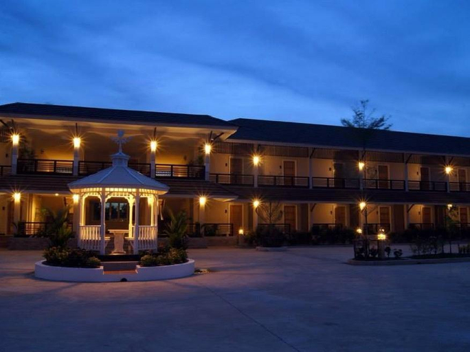 Exterior & Views 5, Chada View Resort, Muang Kalasin