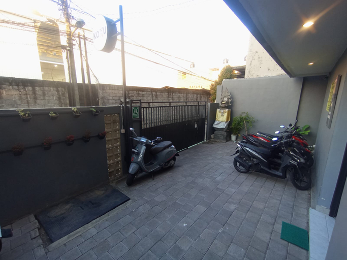 Others 5, Kost Koku Renon, Denpasar