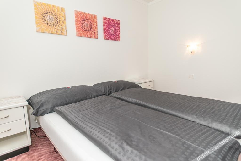 Bedroom 4, Hotel Rotes Haus, Brugg