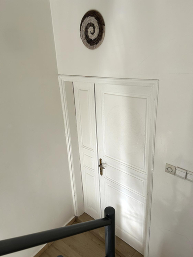 Others 4, Chambre spacieuse avec balcon - salle de bain exterieure privee & breakfast, Saint-Louis