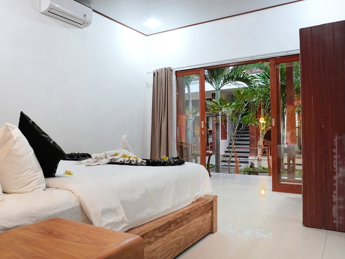 Lembongan Cempaka Villa & Restaurant by ABM Room Type - Deluxe Room Garden View with Balcony