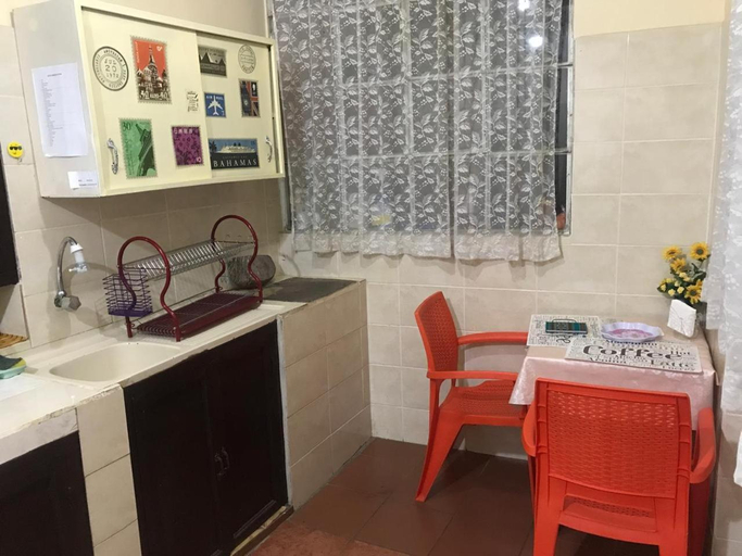 Others 2, Arcangeles Guest House, Oropeza