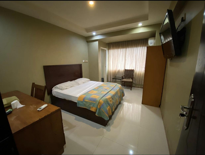 Bedroom 3, Leon Inn Nagoya, Batam
