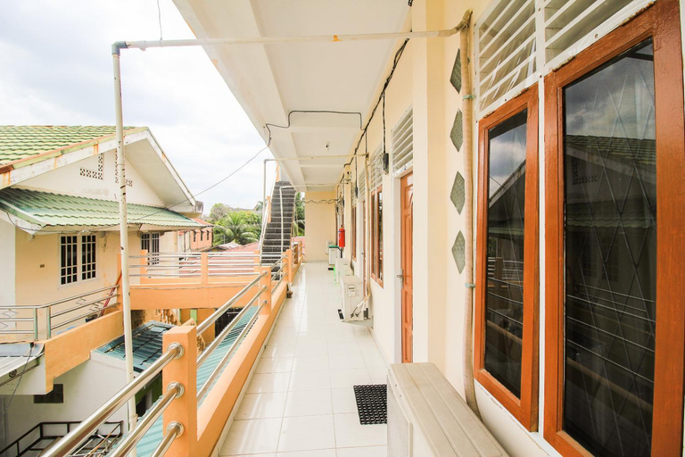Public Area 2, OYO Life 2553 Kost Daya, Pekanbaru