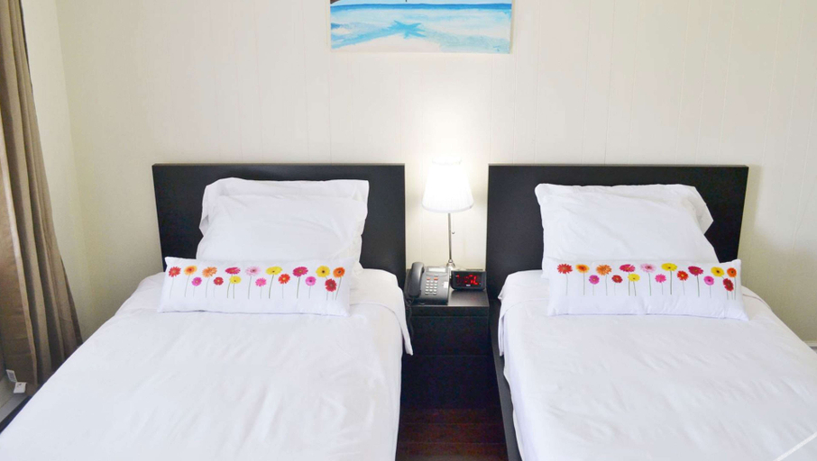 Bedroom 2, VOW MOTEL LISTOWEL ON, Perth