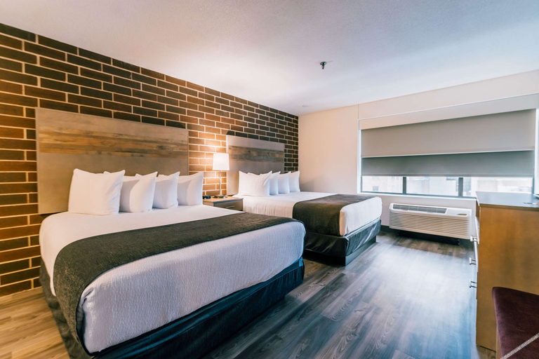 Bedroom 3, Best Western Plus Waterloo & Cedar Falls, Black Hawk
