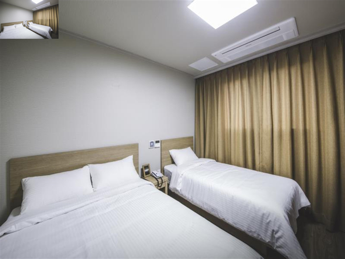 Bedroom 3, Nice Hotel, Jeju
