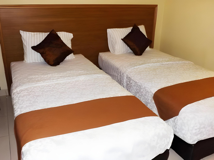 Others 3, Hotel Puri Kayana, Serang
