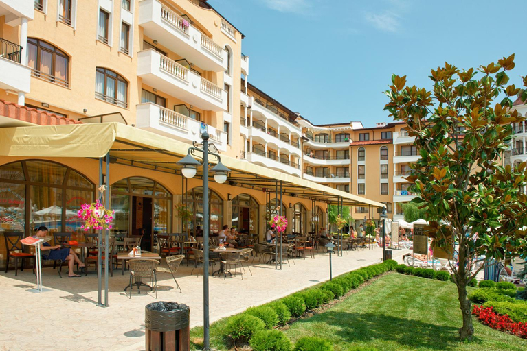 Food & Drinks 5, Royal Sun Apartments, Nesebar