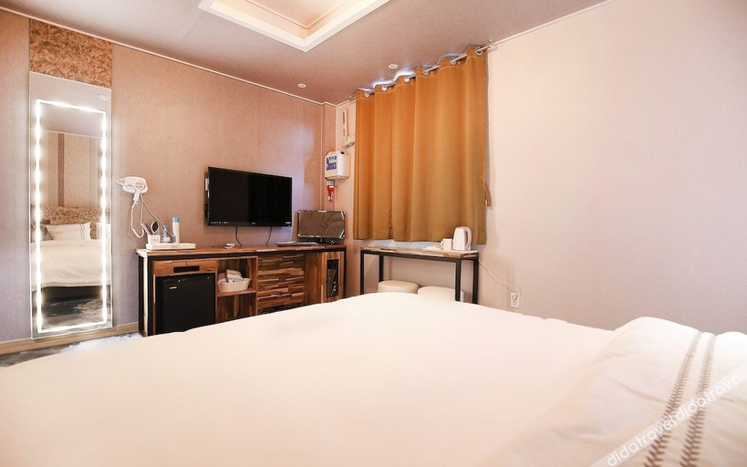 Bedroom 2, Jecheon Cheongpung Bali Hotel, Jecheon