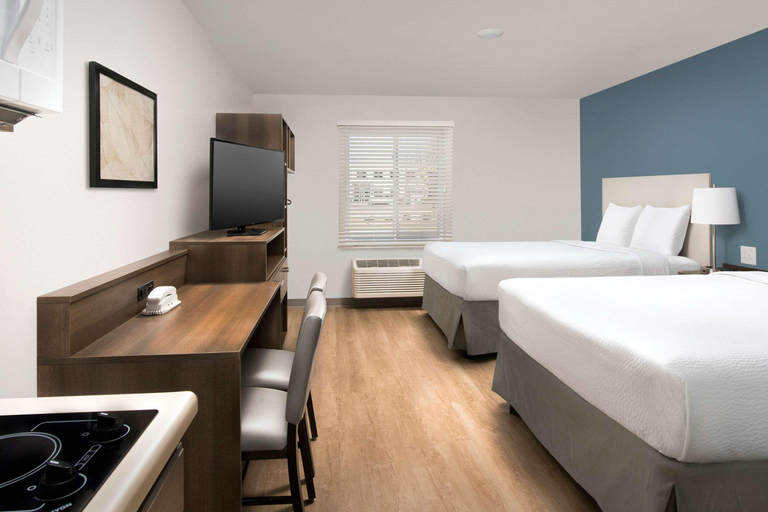 Bedroom 2, WoodSpring Suites Chicago Tinley Park, Will