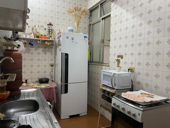 Others 5, Quarto Camarim, Rio de Janeiro