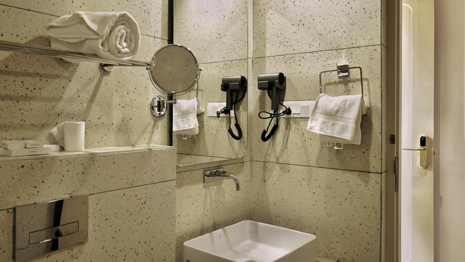 Bathroom 4, Riverscapes By Noorjehan, Palakkad
