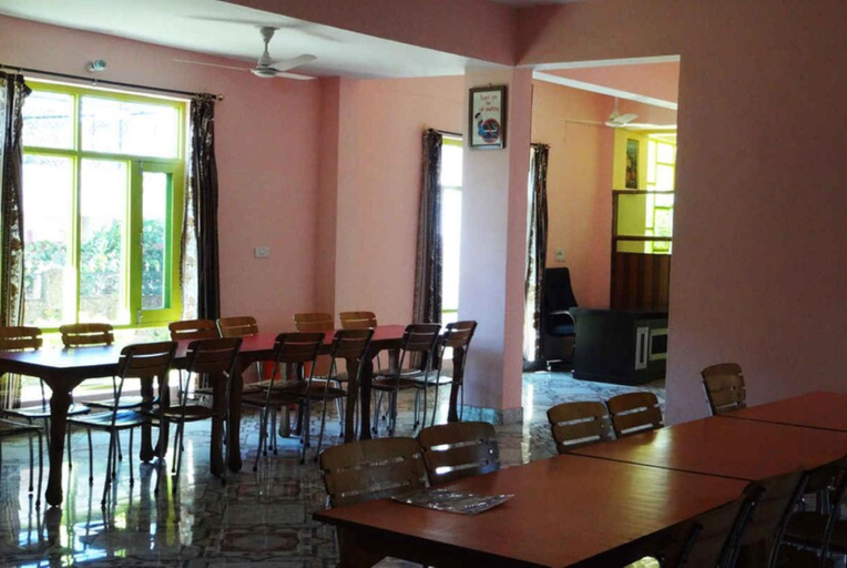 Food & Drinks 2, Goroomgo Hotel Dolphin Dalhousie, Kangra