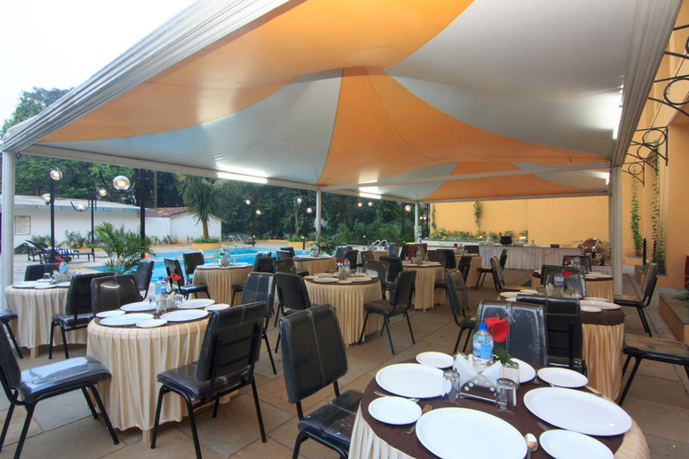 Food & Drinks 2, Hotel The Metropole - Phase II, Pune