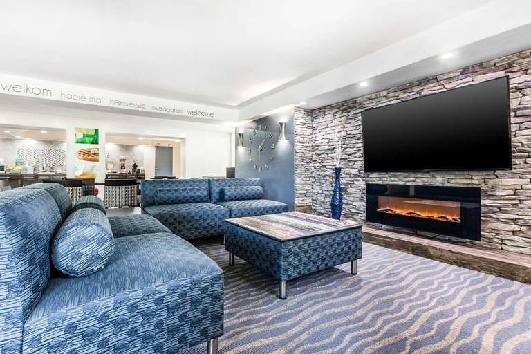 Public Area 3, Quality Inn Charlotte Airport, Mecklenburg
