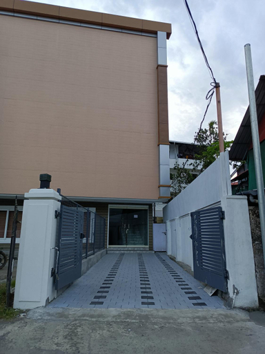Others 3, HADIYA SUITES, Ernakulam