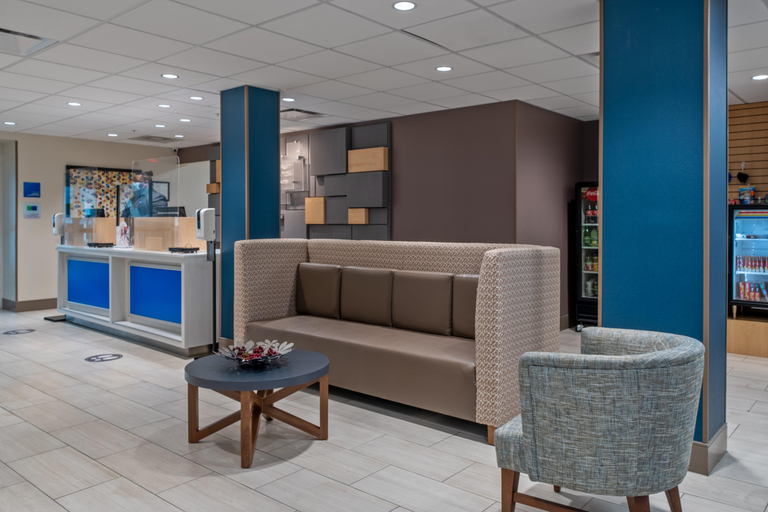 Public Area 2, Holiday Inn Express & Suites WOODBRIDGE by IHG, Prince William