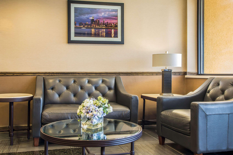 Public Area 2, Quality Inn Elgin I-90, Kane