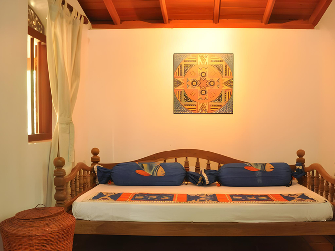 Others 4, The Waves Beach Chalets, Tangalle